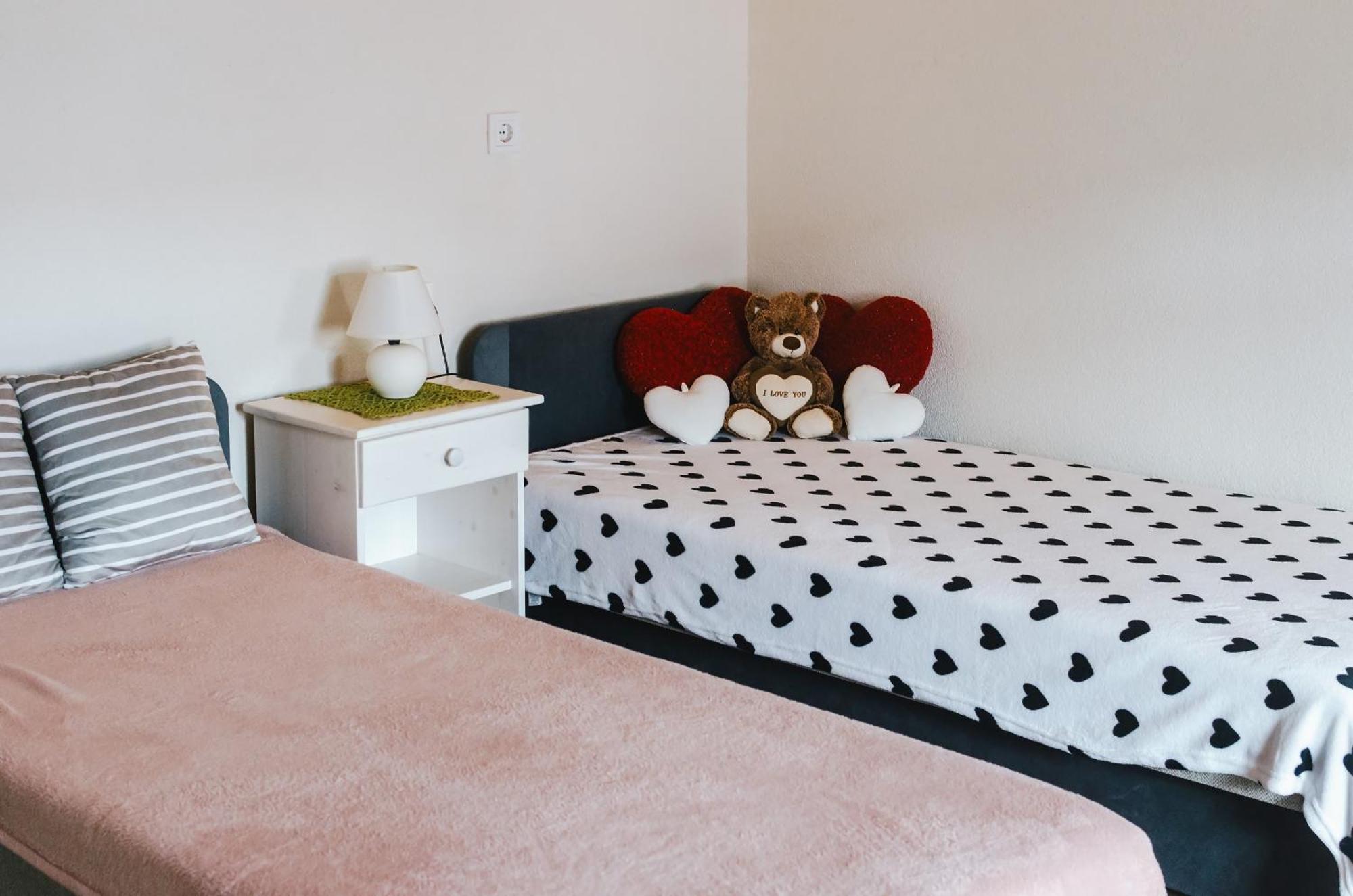 Nagyatád Hauptman Apartman מראה חיצוני תמונה